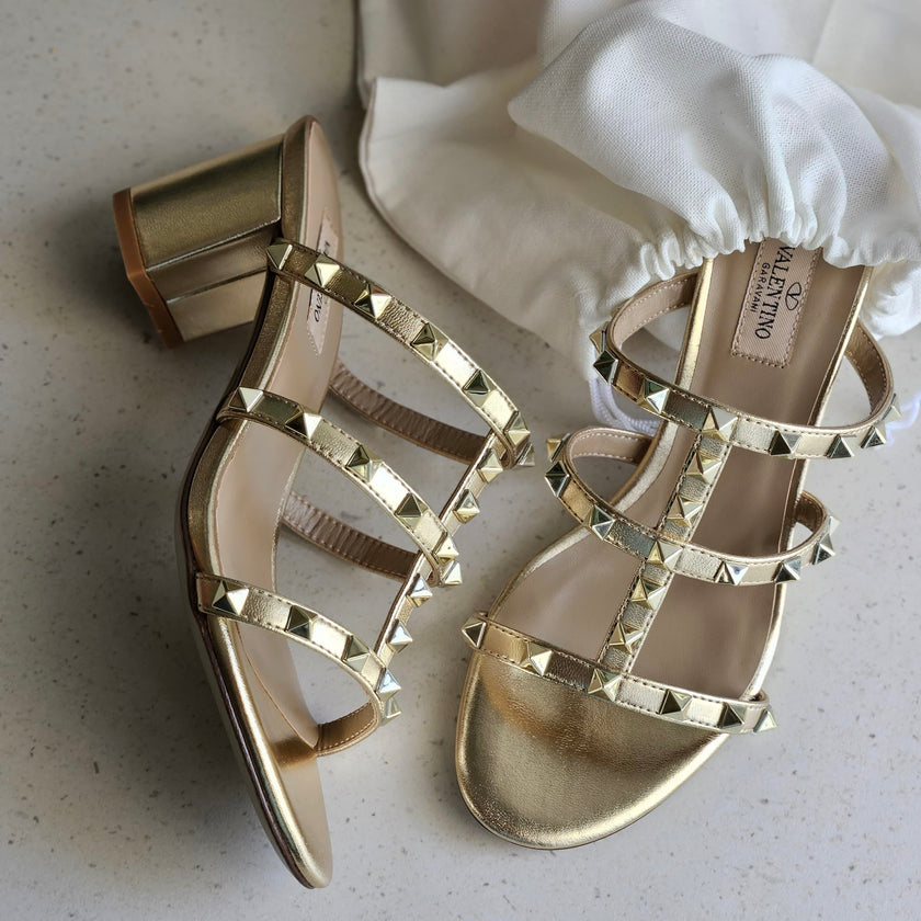 Valentino Garavani Rockstud Block Heel Shoes in Nude Patent