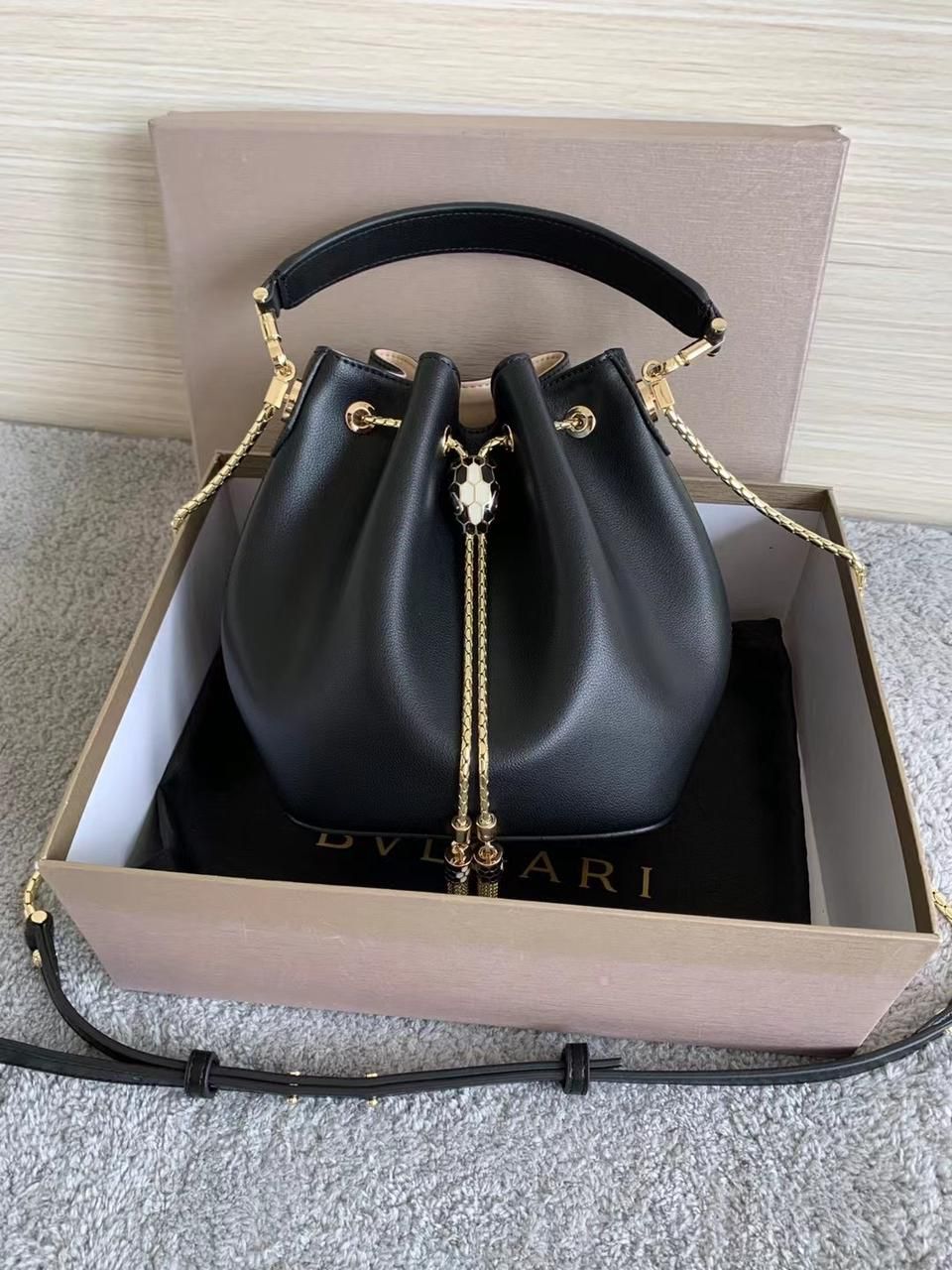 Bvlgari serpenti forever  bucket soft leather Shoulder Bag