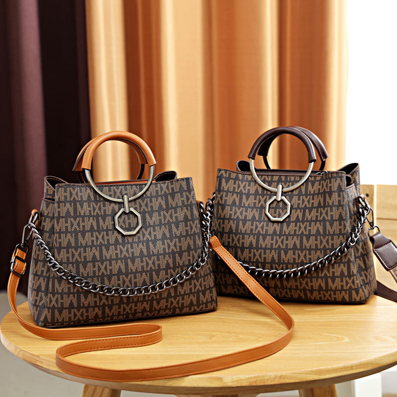 Michael Kors Bucket bag