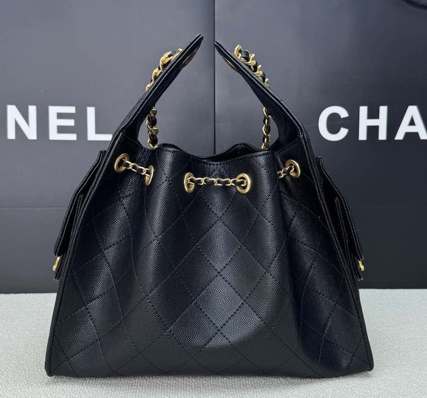 Chanel 22 Handbag