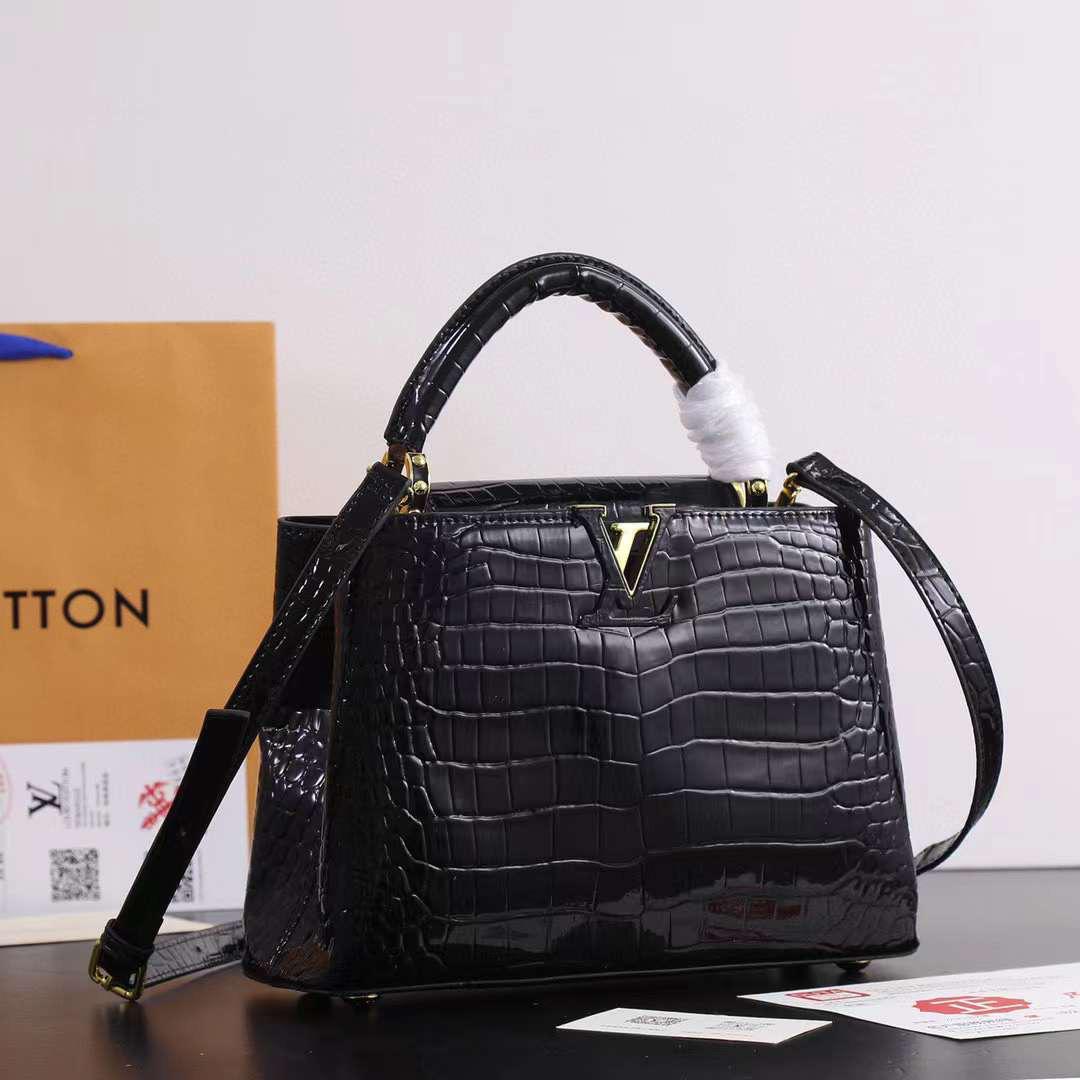 Louis Vuitton Capucines