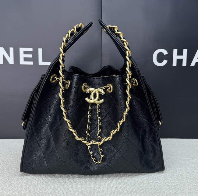 Chanel 22 Handbag