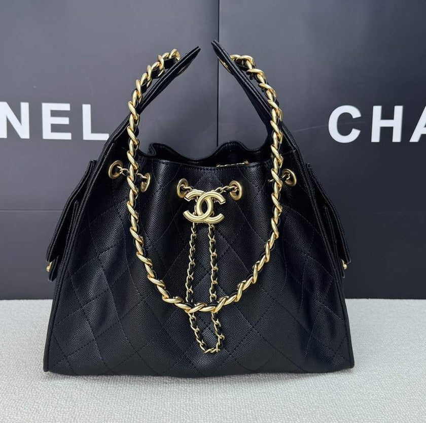 Chanel 22 Handbag