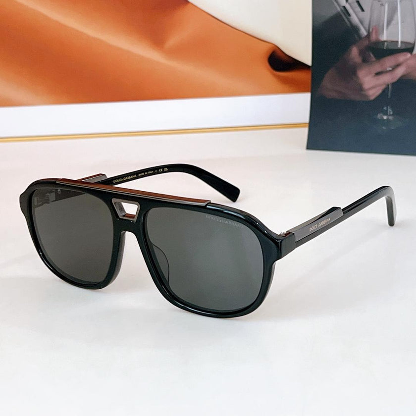D&G DG4377 Pilot Sunglasses