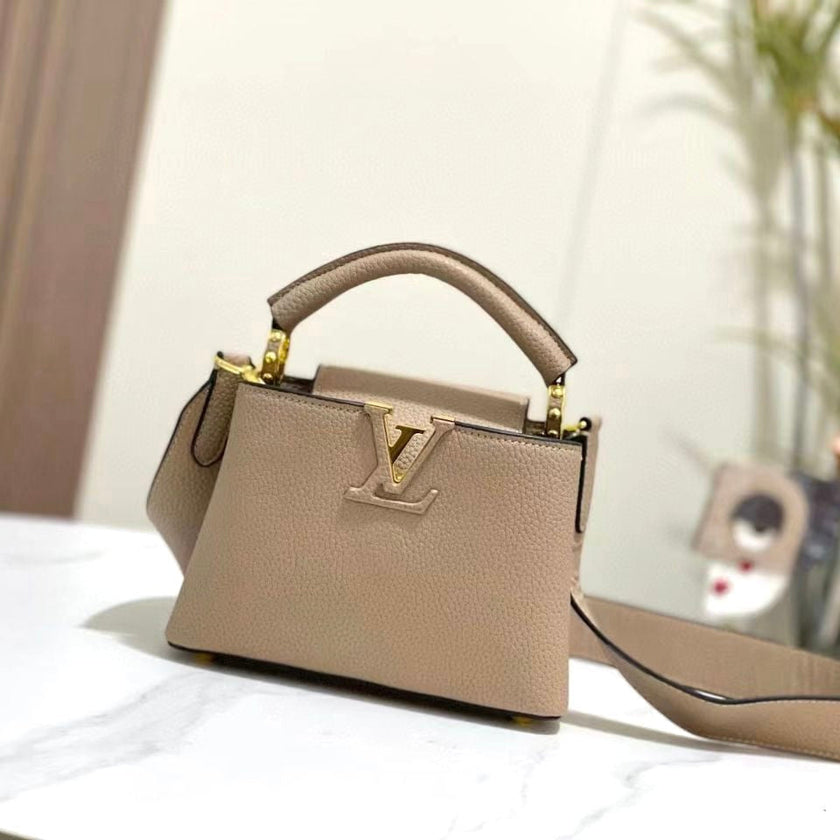 Louis Vuitton Capucines Style#3 Bag